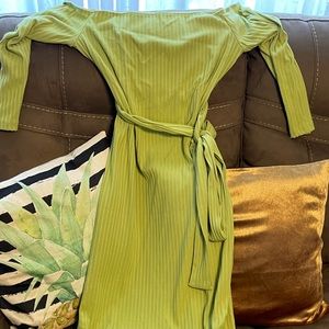 Pretty spring green OFF SHOULDER MAXI dress
